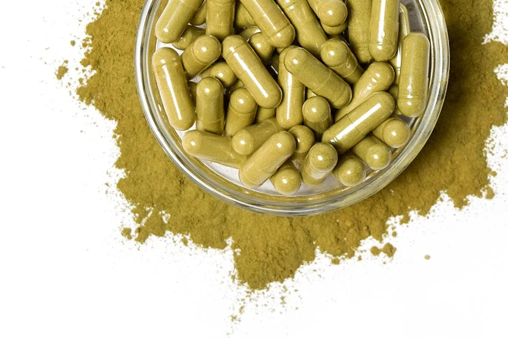 Are there any specific kratom strains that are recommended for chronic pain management?